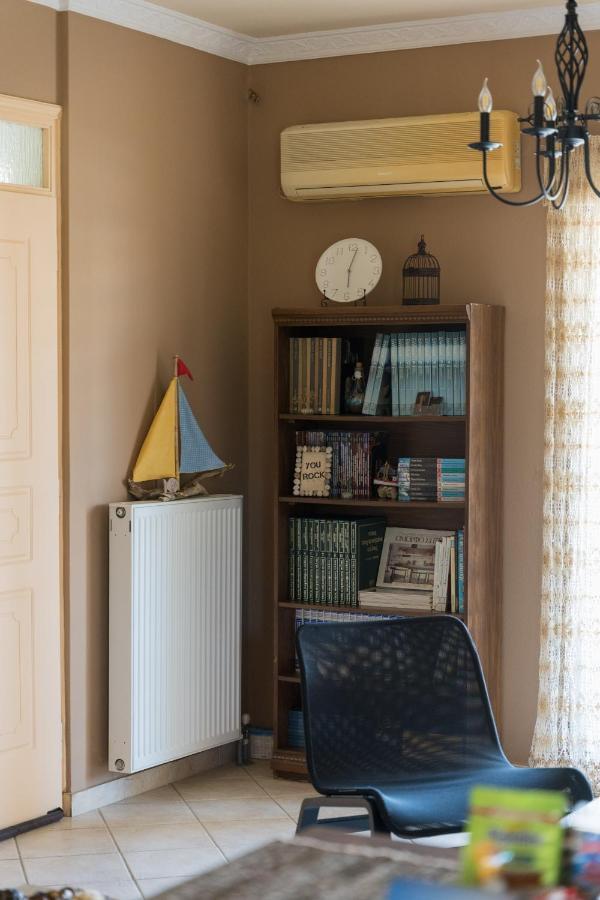 Aurelia Apartment Lixouri Buitenkant foto
