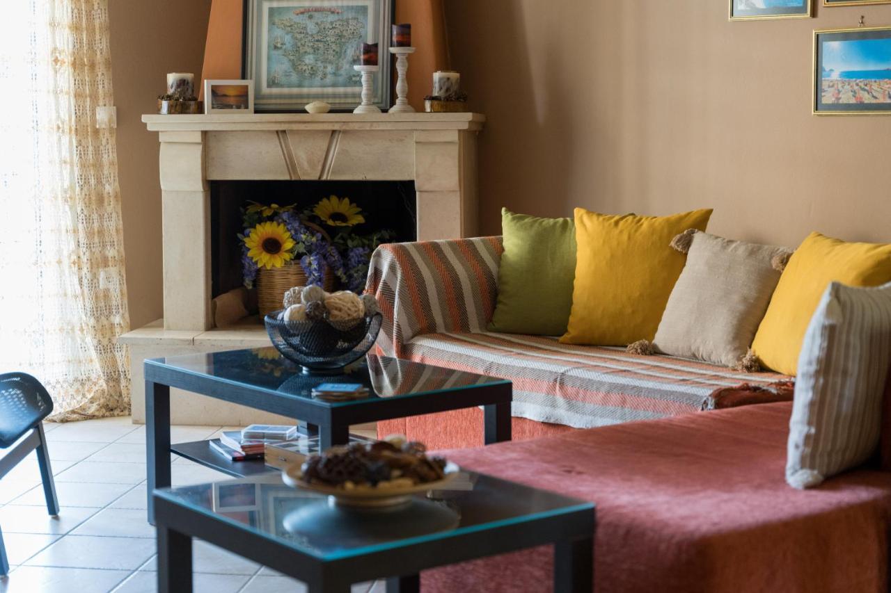Aurelia Apartment Lixouri Buitenkant foto